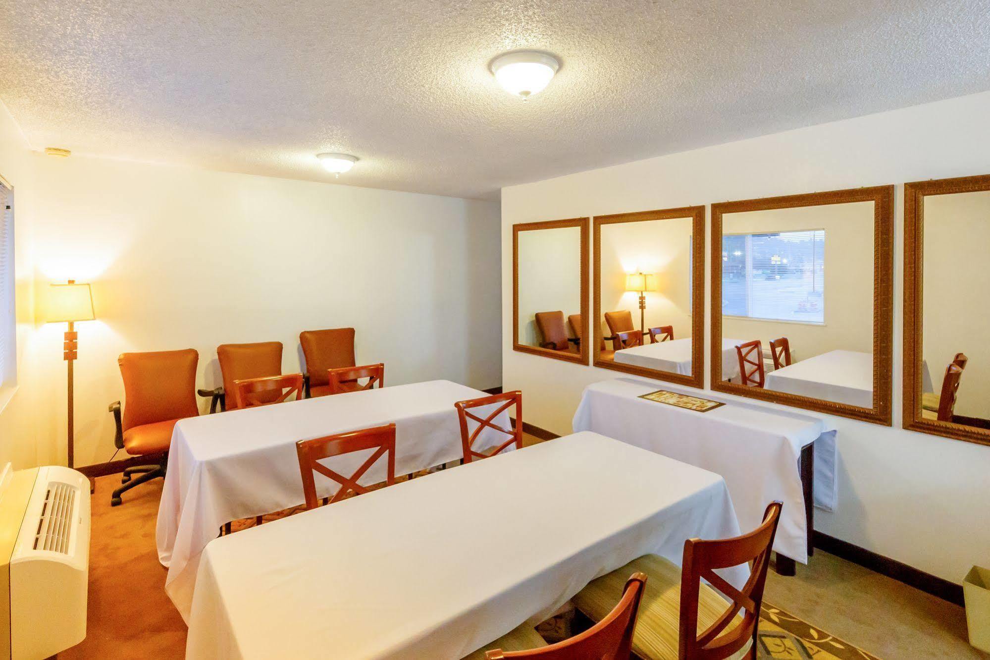 Oyo Hotel Chehalis I-5 South Ngoại thất bức ảnh